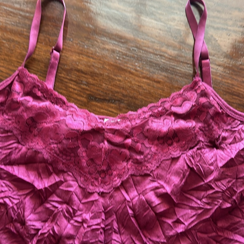 EUC camisole tanks. One medium and one large. Selling seperately - Picture 3 of 5
